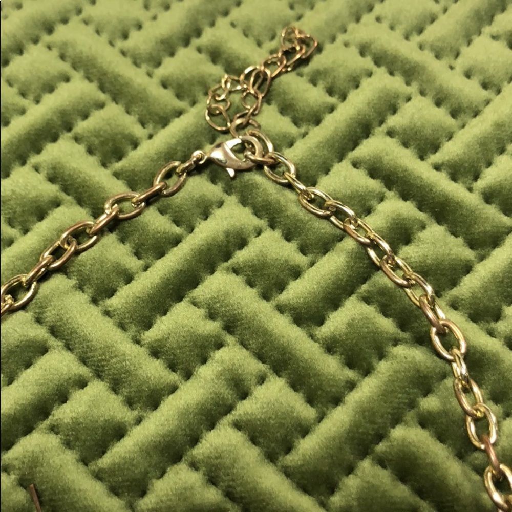 Necklace & Earring Set - Picture 4 of 5